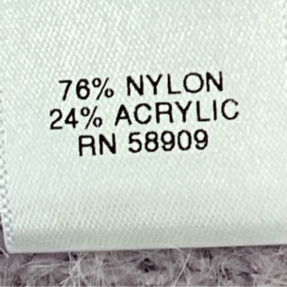 𝅺chelsea & VIOLET CREW NECK LAVENDER COLOR SLOUCH SWEATER WITH RUFFLED‎ DETAIL - Picture 8 of 11